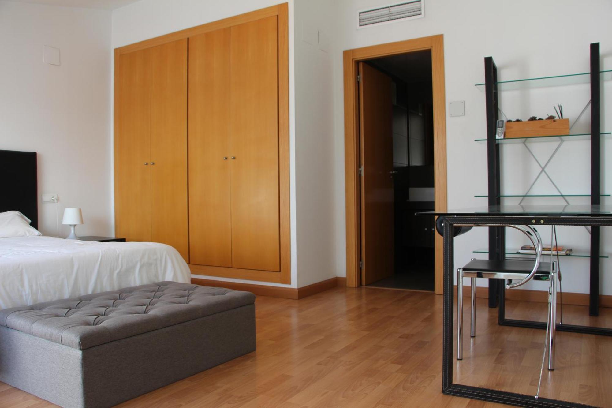 Apartamentos La Pergola Castellon Castellón de la Plana Pokoj fotografie