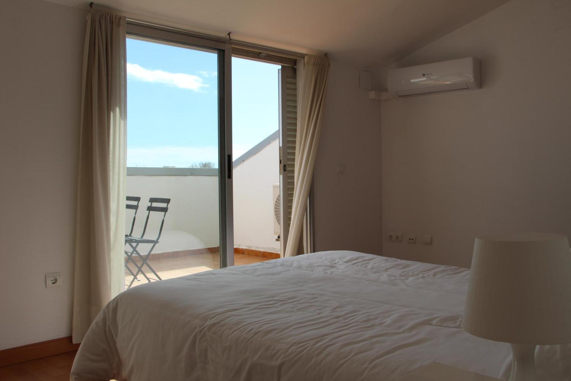 Apartamentos La Pergola Castellon Castellón de la Plana Pokoj fotografie